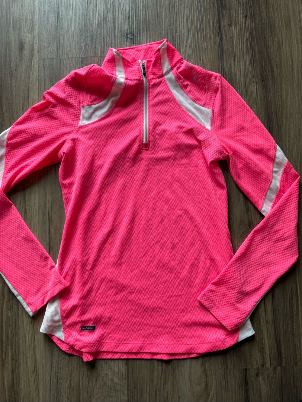 Saucony Neon Pink Women's Quarter-Zip Athletic Top - Small
